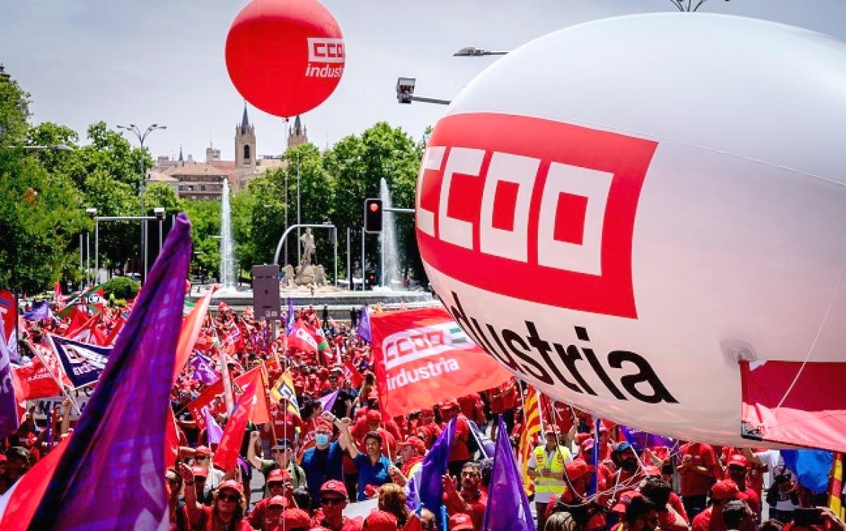 Manifestacin en Madrid a favor de un Pacto de Estado por la Industria